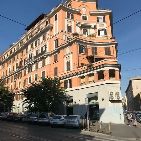 La Terrazza Di Evelina Konukevi 4*