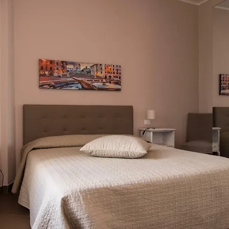 La Terrazza Di Evelina Konukevi 4*