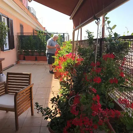 Konukevi La Terrazza Di Evelina Roma