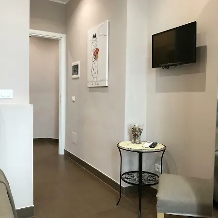 Konukevi La Terrazza Di Evelina